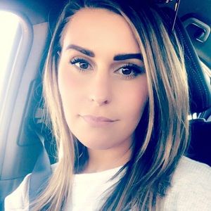 Meet your Posher, Nina